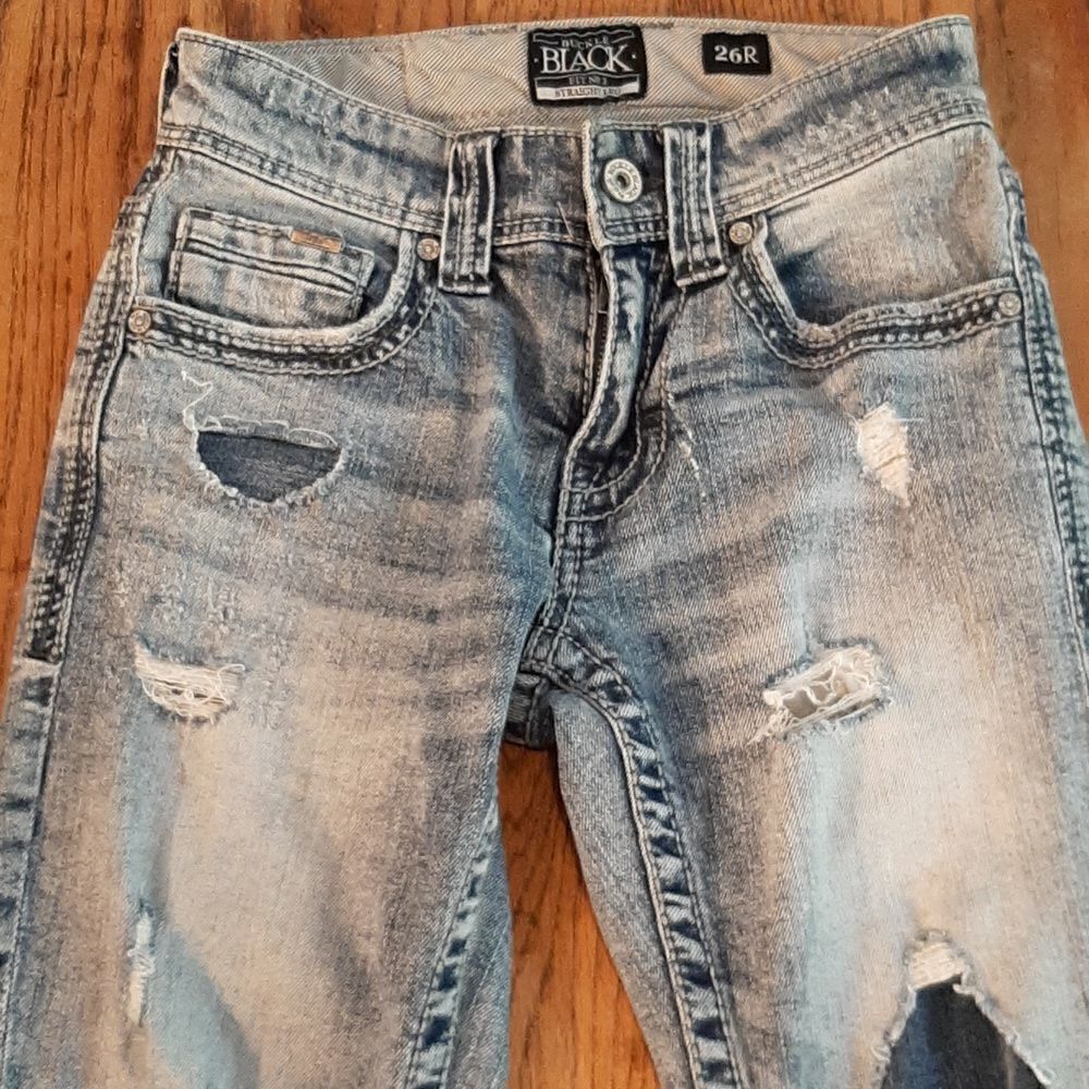 Buckle Black Fit 3 26R Straight Leg Distressed Jeans